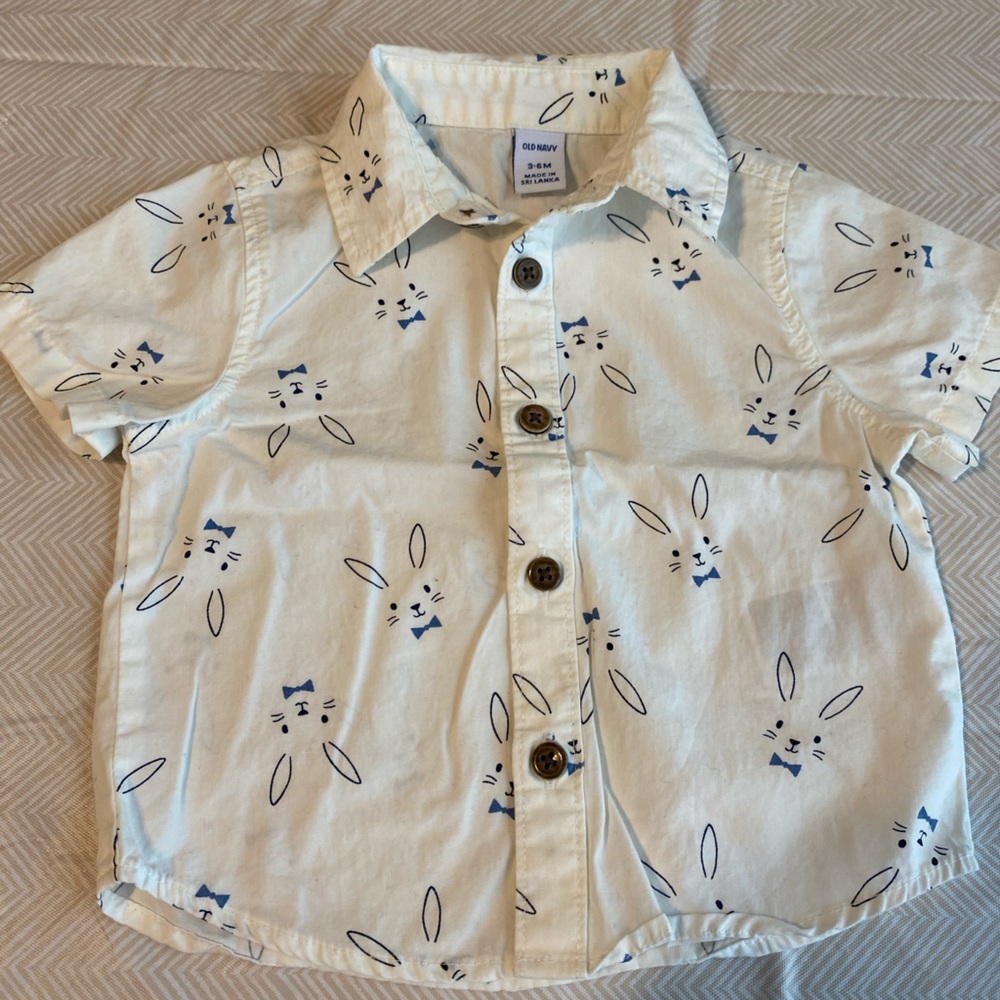 Old Navy Bunny Button Down Size 3-6 MO